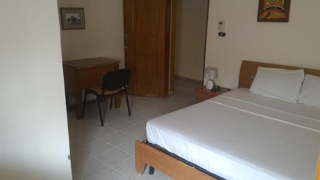 Residence Diane Ouagadougou Bagian luar foto