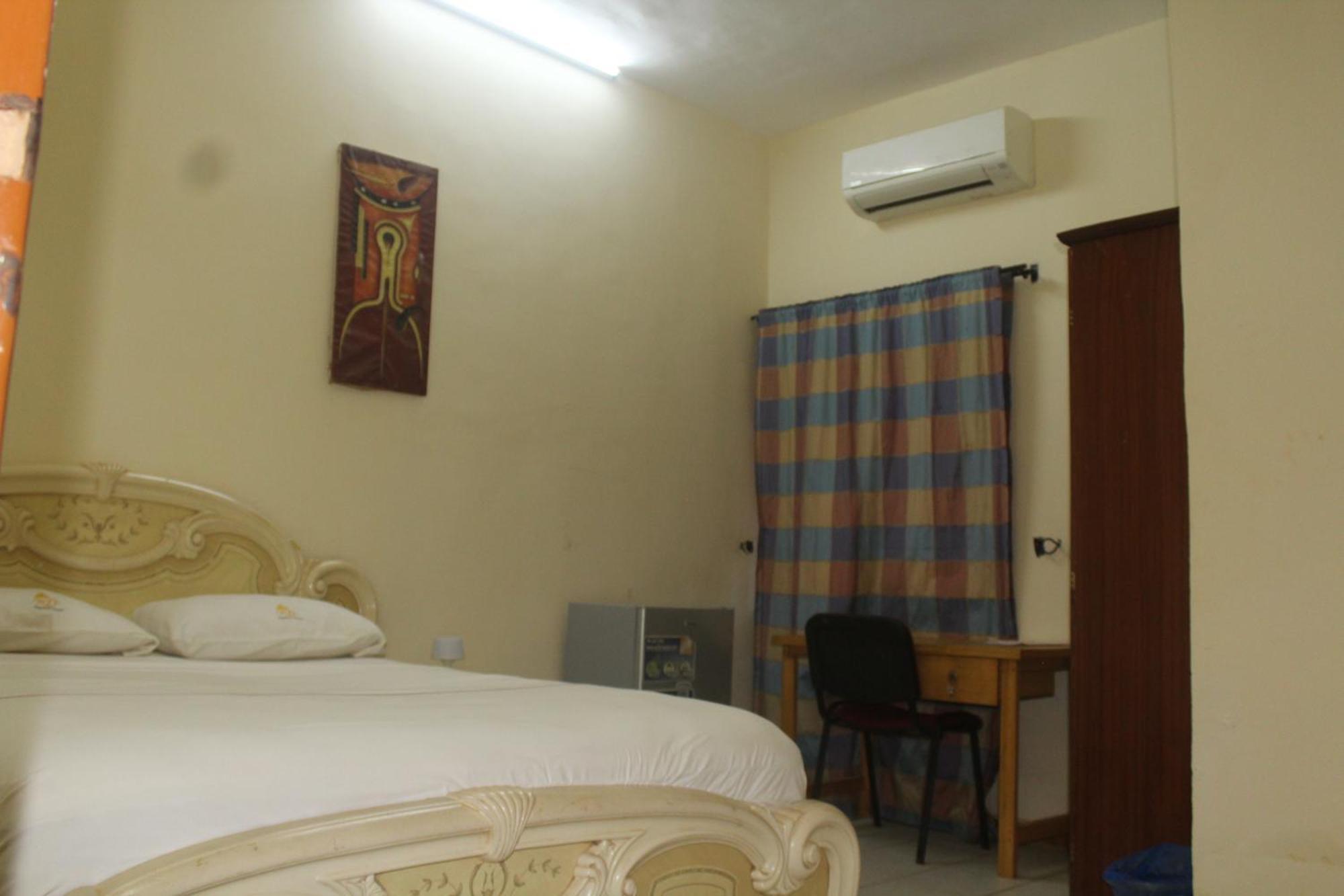Residence Diane Ouagadougou Bagian luar foto
