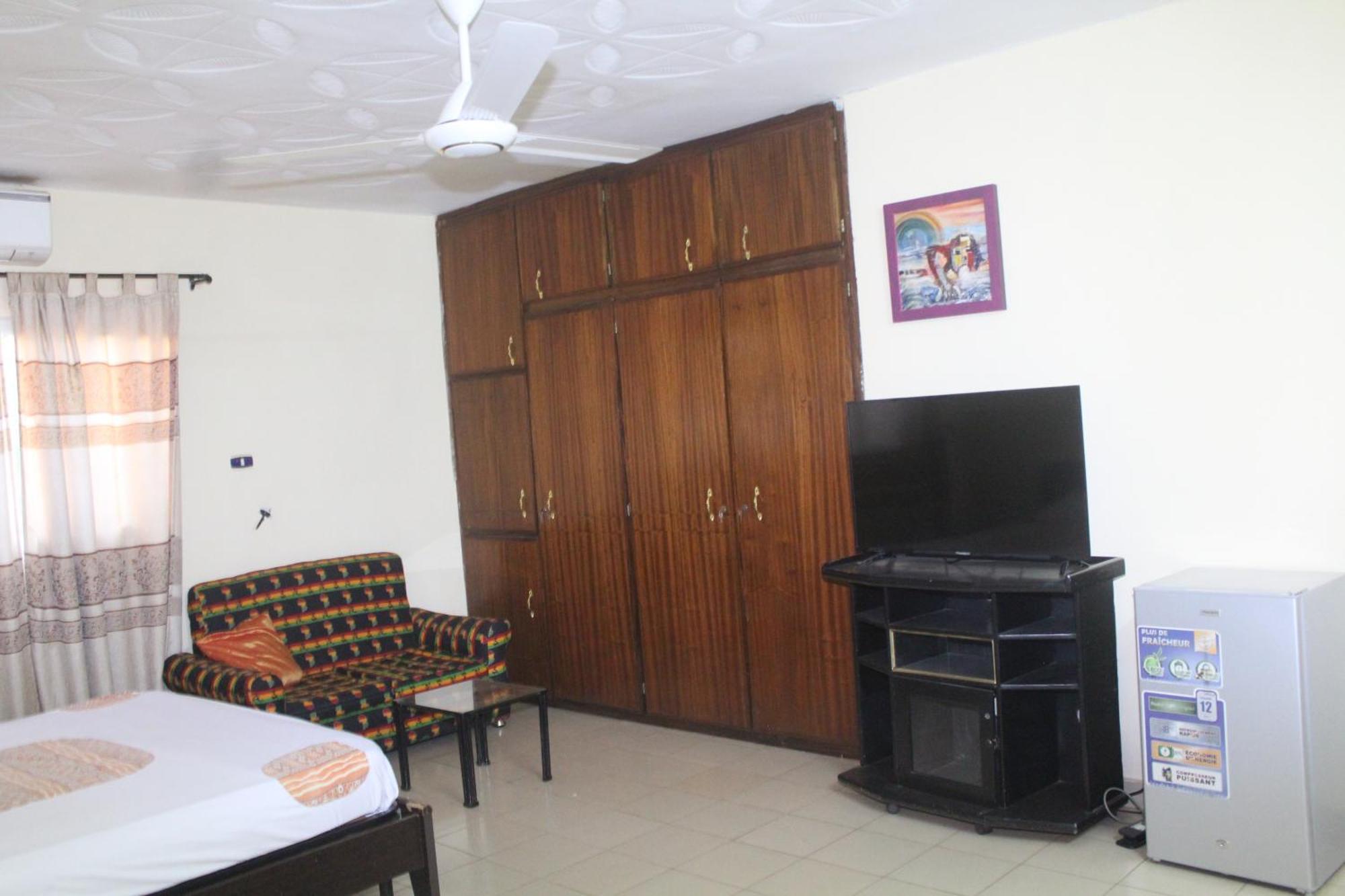 Residence Diane Ouagadougou Bagian luar foto