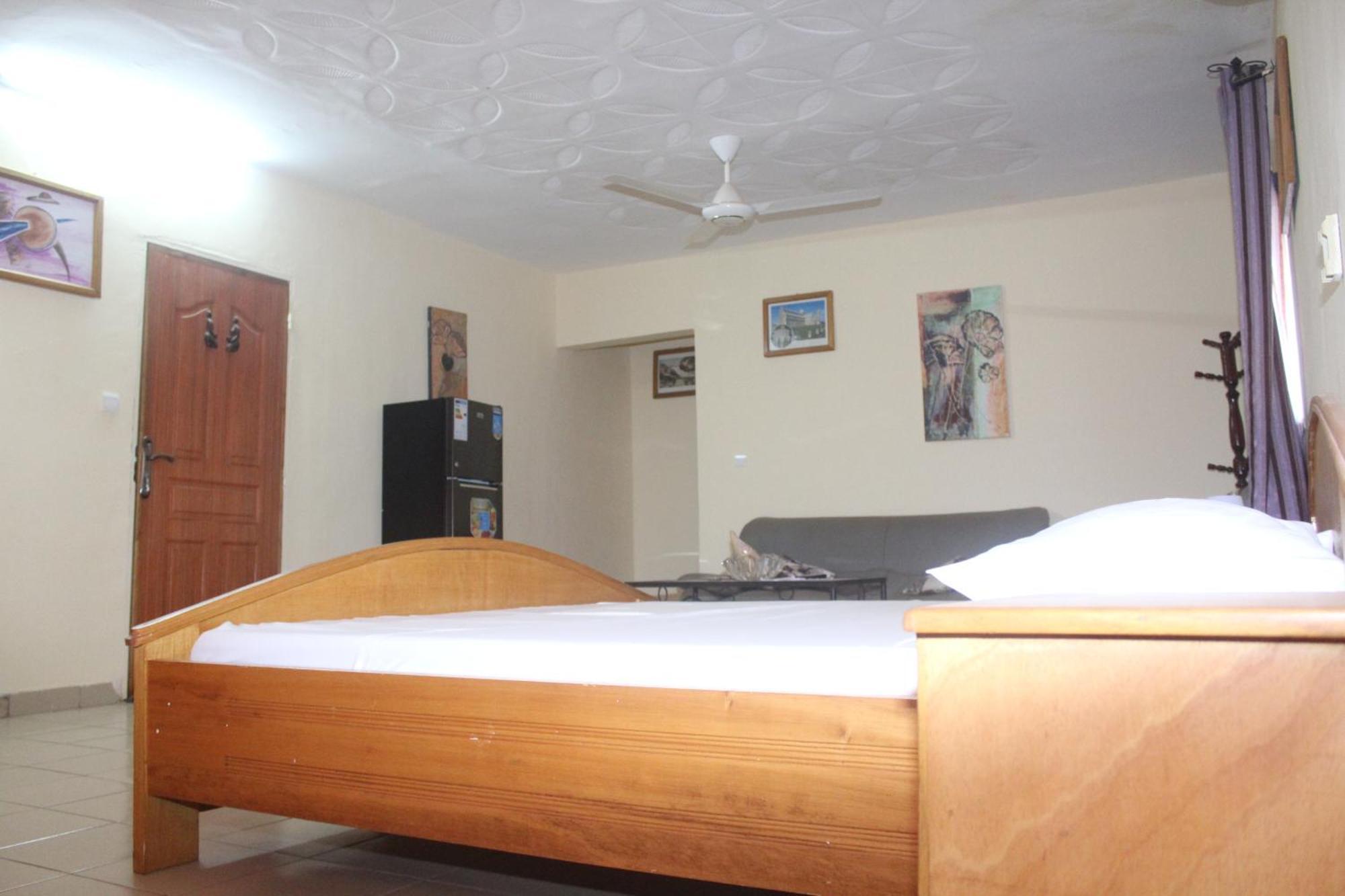 Residence Diane Ouagadougou Bagian luar foto
